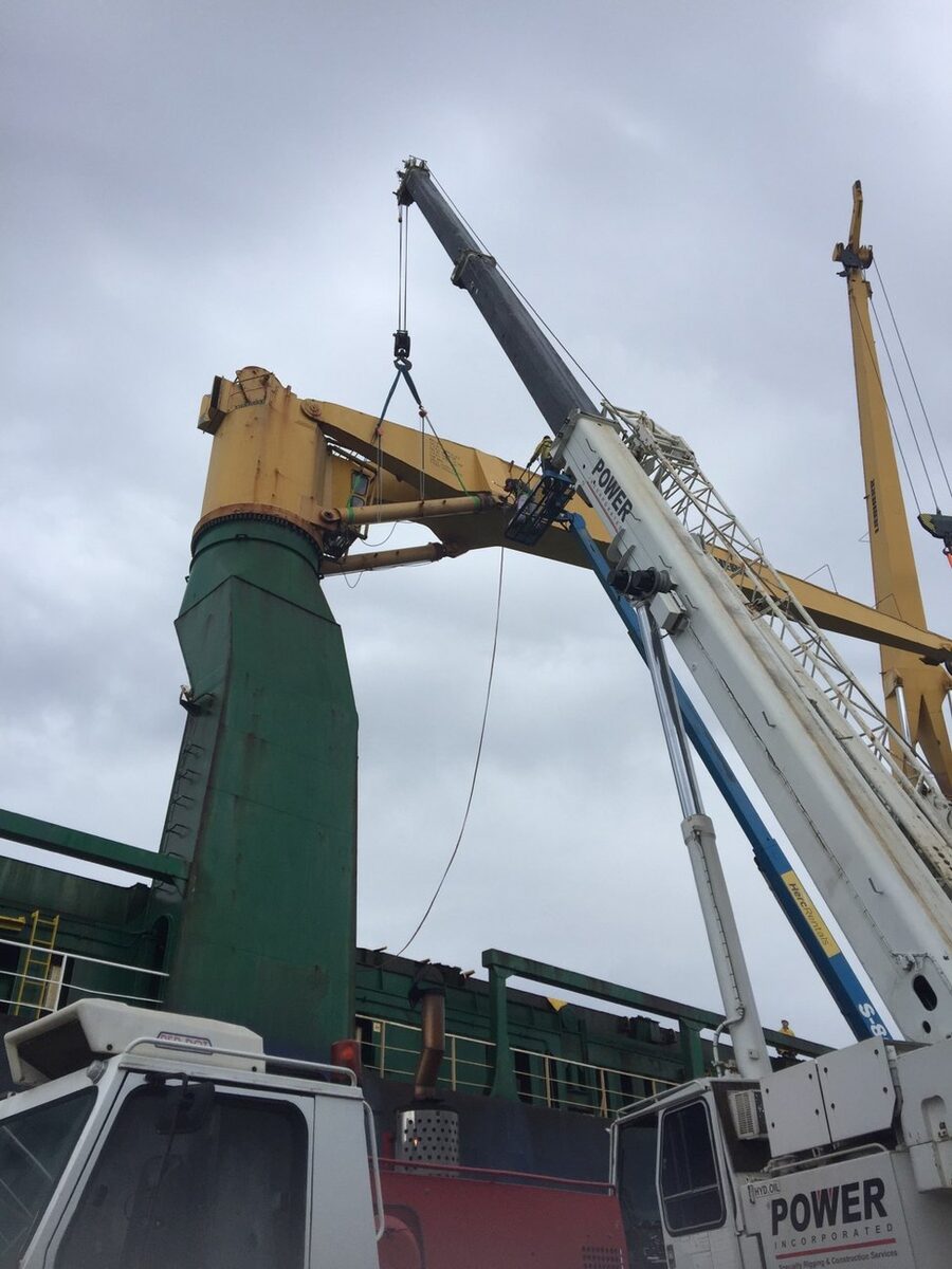 Crane repair on vessel